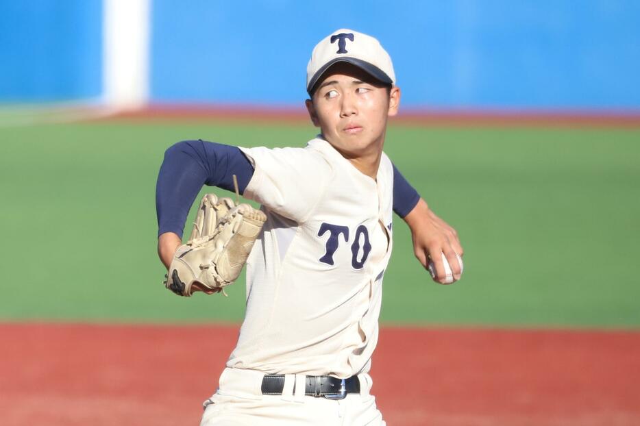 東洋大姫路の末永 晄大投手（2年）