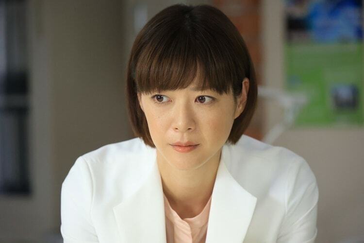 「監察医 朝顔2025新春スペシャル」より、上野樹里演じる万木朝顔