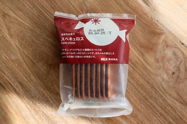 「世界のお菓子 スペキュロス」（税込250円）