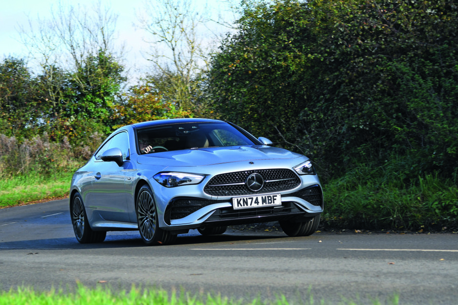 テスト車：メルセデス・ベンツCLE300e AMGライン・プレミアムプラス・クーペ