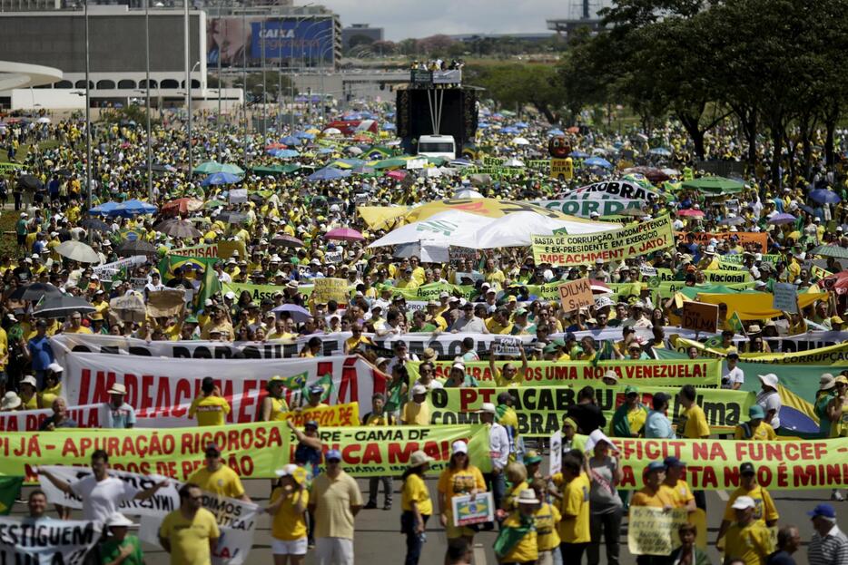 ブラジルで今年2度目の大規模デモ＝4月12日（写真：ロイター/アフロ）