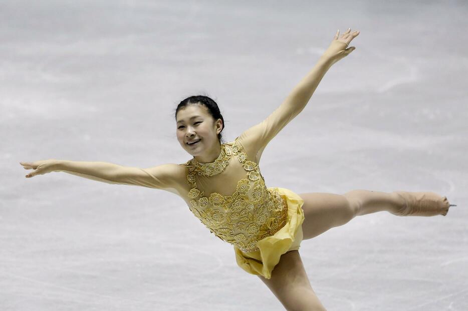 女子SPの村上佳菜子＝2015年4月16日（写真：ロイター/アフロ）