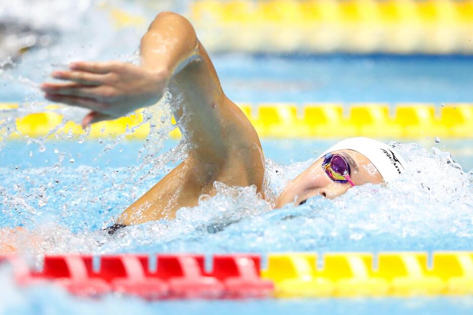 200m自由形のレース＝2015年4月9日（写真：田村翔/アフロスポーツ）