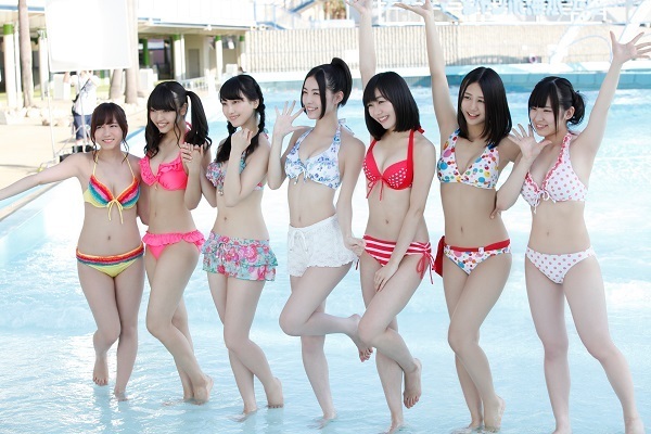 [画像]CMで水着姿を披露したSKE48メンバー　(C)AKS