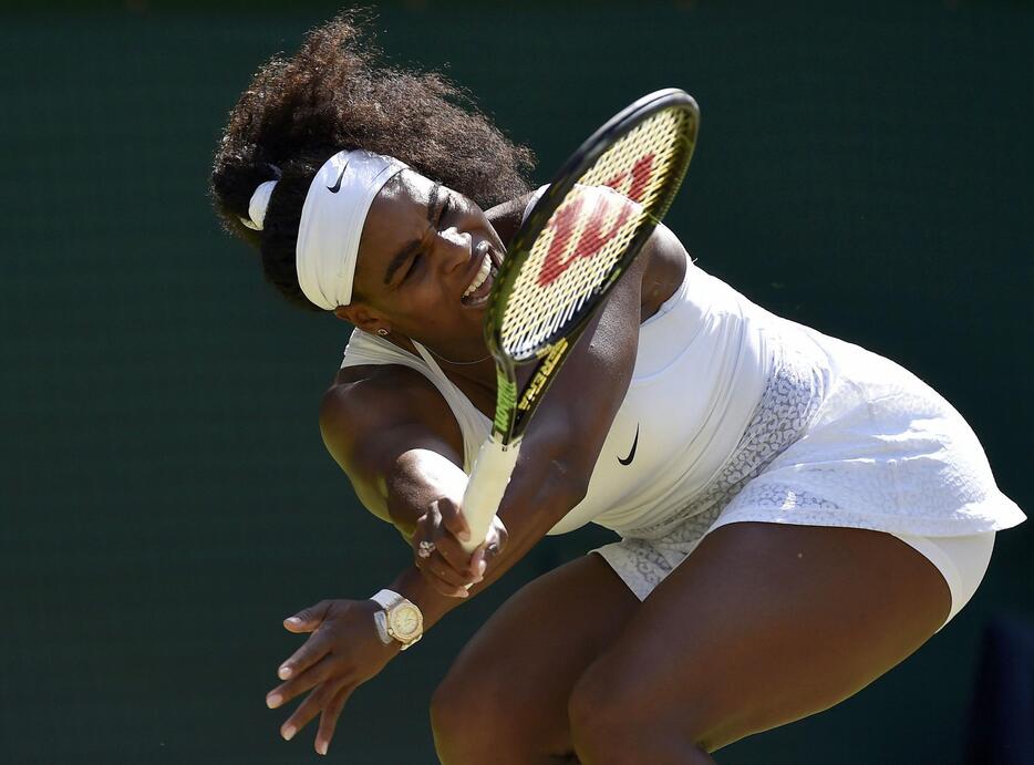 33歳での優勝は四大大会で女子史上最年長＝2015年7月11日（写真：ロイター/アフロ）