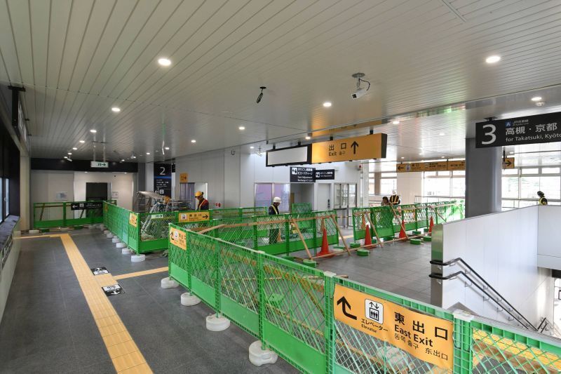 ［写真］東淀川駅の新駅舎構内