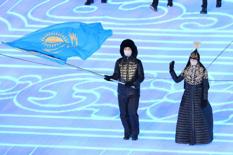 カザフスタンの美人騎手のお姫様ファッションも話題に（写真：長田洋平/アフロスポーツ