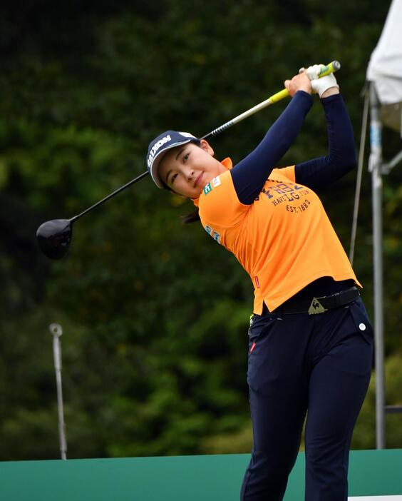 癒し系”超天然”女子ゴルファーの小祝さくらが圧勝のツアー2勝目（資料写真：日刊スポーツ/アフロ）