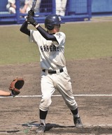 丸亀高3年夏の2011年、香川大会決勝で敗れて甲子園出場はならず(写真は2年春の四国大会)