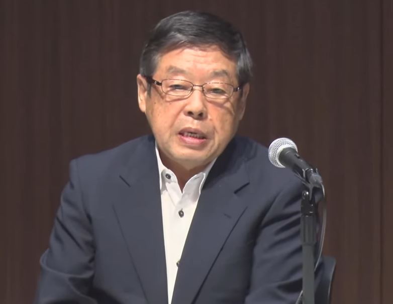 [画像]ドコモ口座問題について説明するゆうちょ銀行の池田社長