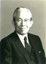 第24代総裁：前川春雄氏（写真は日本銀行HPより。以下同）