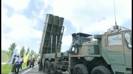 陸上自衛隊石垣駐屯地に配備されたミサイル発射機