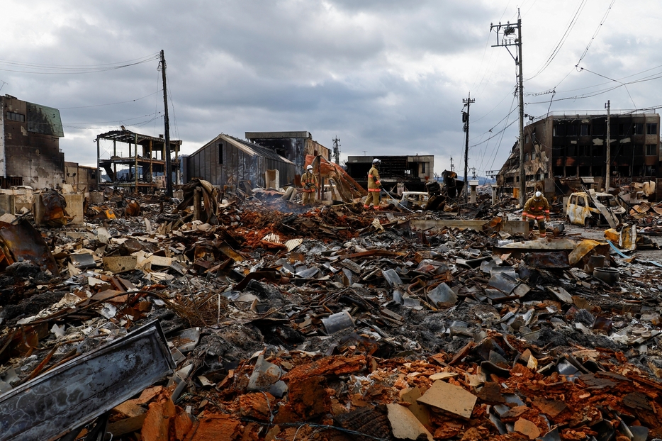 ［写真］元日をおそった能登半島地震で大きな被害が出ている石川県輪島市（ロイター/アフロ）