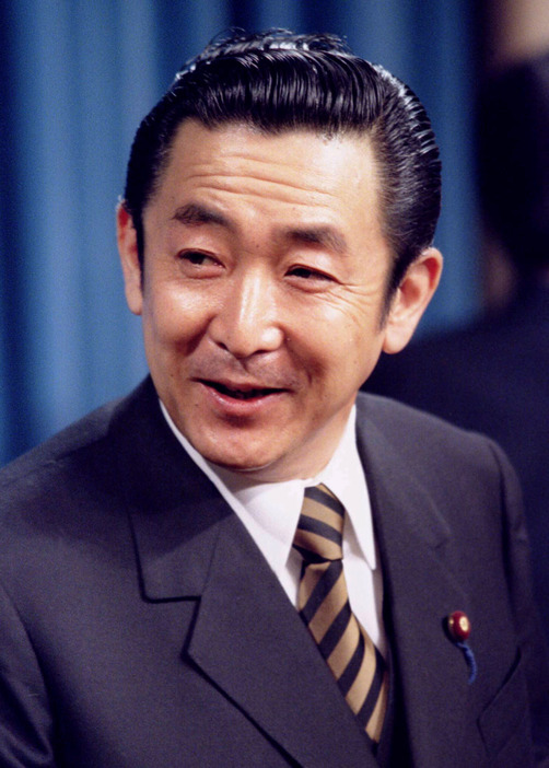 2001年の省庁再編の道筋をつけた橋本龍太郎元首相。撮影1996年1月12日（写真：ロイター/アフロ）