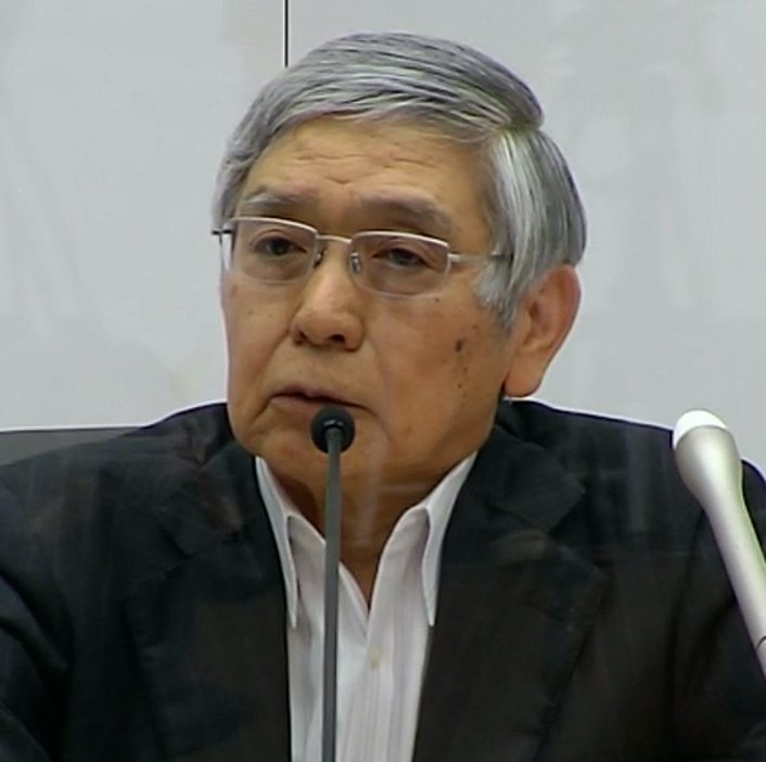 「ワクチンの普及、あるいはその他の措置によって感染症のリスクが低下していくにつれて消費も回復していくだろうと思っております」と黒田総裁