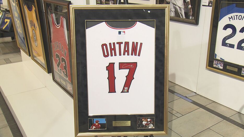 本人実筆大谷サイン入りユニフォーム 大谷翔平 直筆サイン入り ユニフォーム