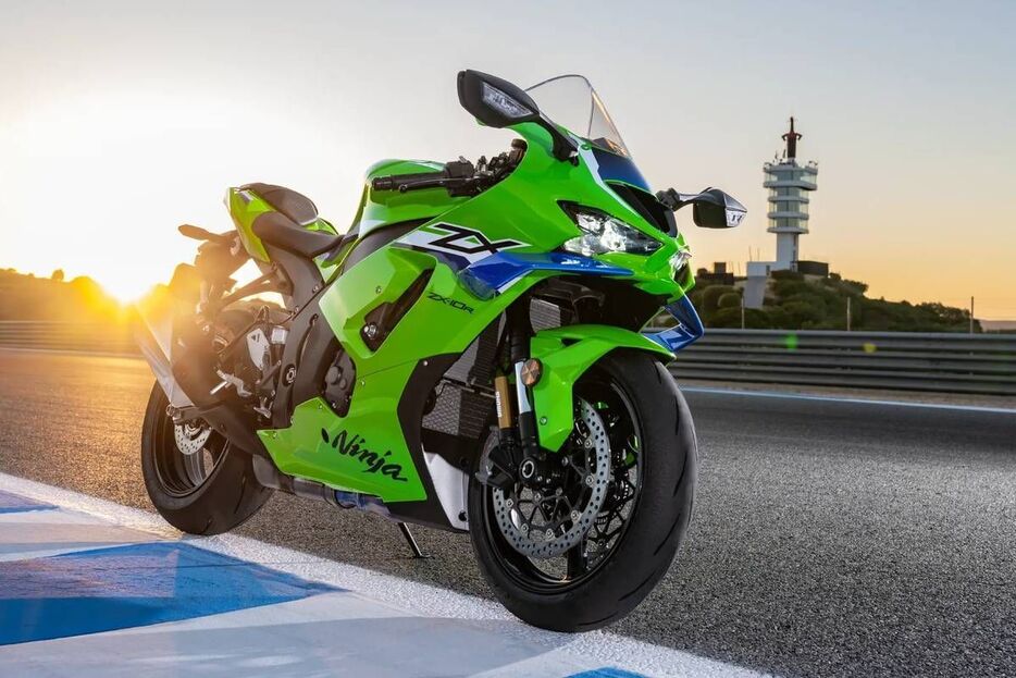sold♡購入決まりました 新車】2026年新型「ZX-10R」まずはレース仕様で登場！ 受注期間限定209
