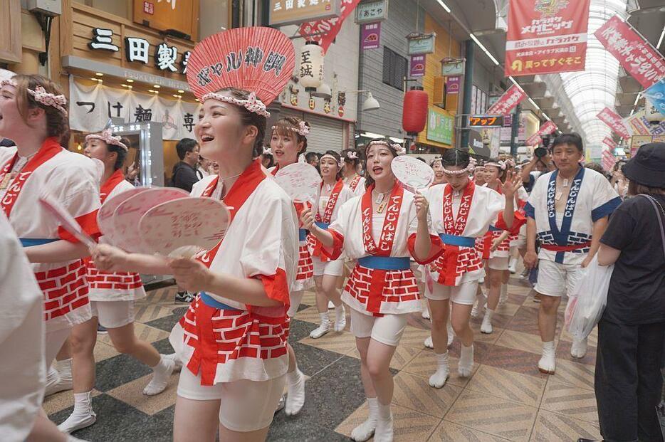 160人の中から選ばれた80人が参加した