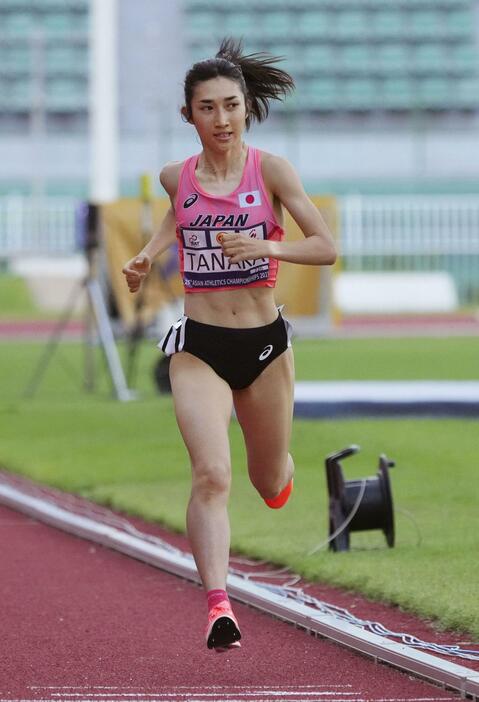 女子1500メートル　4分6秒75の大会新で初優勝した田中希実＝バンコク（共同）
