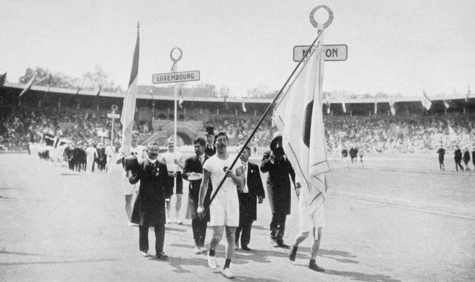 [画像]1912年ストックホルム大会に臨む日本初の選手団
