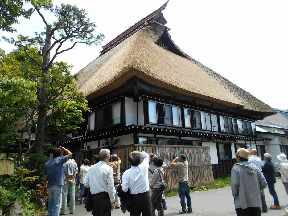 [写真]宿坊などを見学