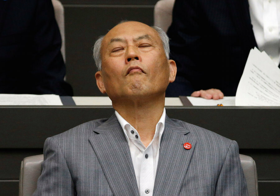 辞職願を提出した舛添都知事。広報コンサルタントの石川慶子さんは「対応次第では辞めずに済んだ」と指摘する（ロイター・アフロ）