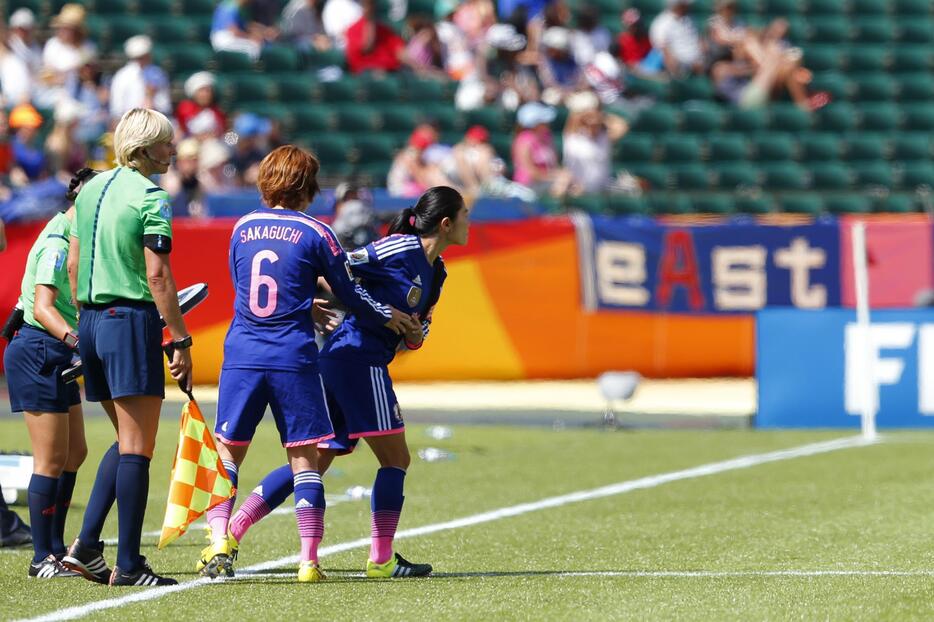 後半45分からMF澤穂希を投入、試合をきっちり締めた＝2015年6月27日（写真：中西祐介/アフロスポーツ）