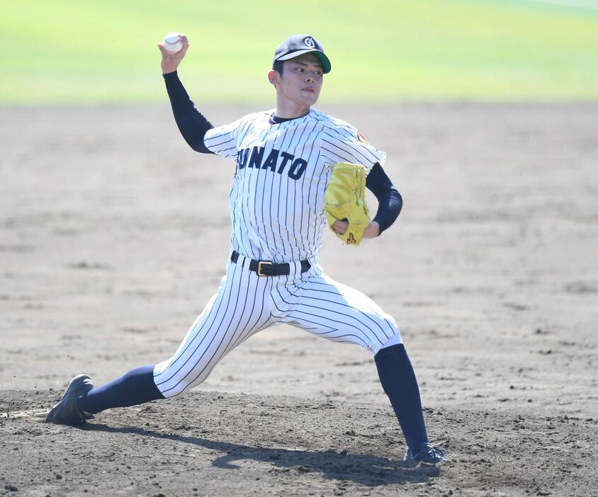 大船渡の163キロ右腕、佐々木朗希の決勝登板回避問題についての議論は絶えない。第2の佐々木問題を起こさないためには？(写真・日刊スポーツ／アフロ）