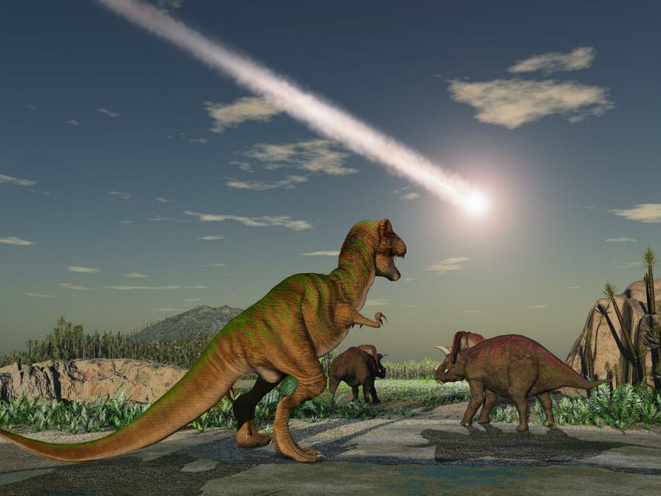 ［イメージ］隕石の衝突が白亜紀末大絶滅の大きな原因と考えられている（写真：アフロ）