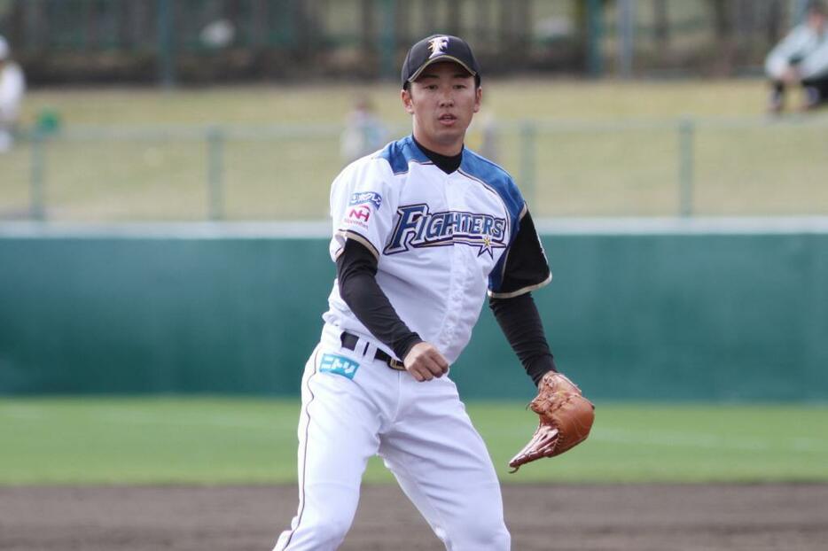 復活にかける斎藤は、楽天との練習試合で大返上（写真はキャンプ中イメージ・黒田文夫）