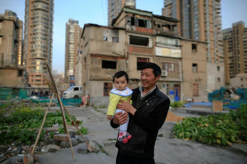 地価高沸する上海。立ち退き拒否する住民たち（写真：ロイター/アフロ）