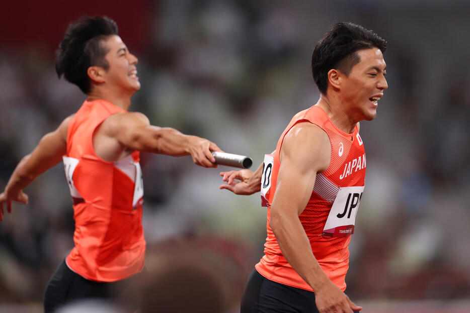 2大会連続メダルが期待された400mリレーで1走の多田から2走の山縣にバトンが渡らず痛恨の失格（写真：長田洋平/アフロスポーツ）