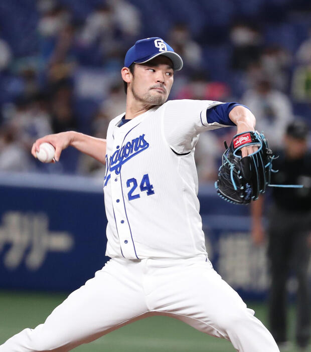 今シーズンの福谷投手（2勝目を挙げた5月23日の巨人戦、写真：時事通信社）