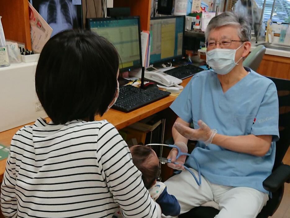 川原田小児科医院（岩手県宮古市）院長の川原田隆司さん（提供写真）