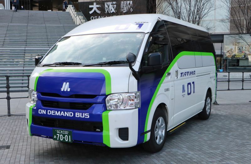 [写真]オンデマンド交通の社会実験で使われている車両（写真提供：大阪市高速電気軌道提供）