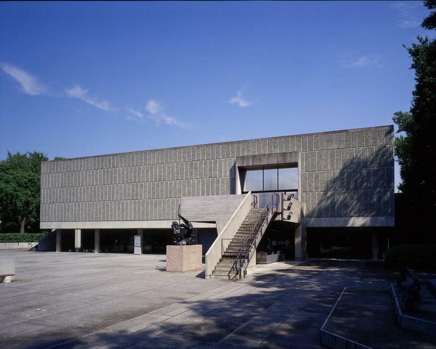 [写真]ル・コルビュジエが基本設計を手がけた国立西洋美術館の本館（提供：国立西洋美術館）