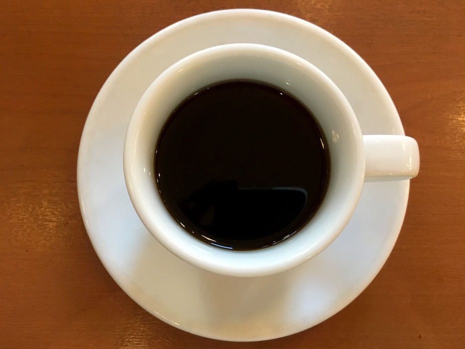 カフェインは緑茶やコーヒーに含まれている