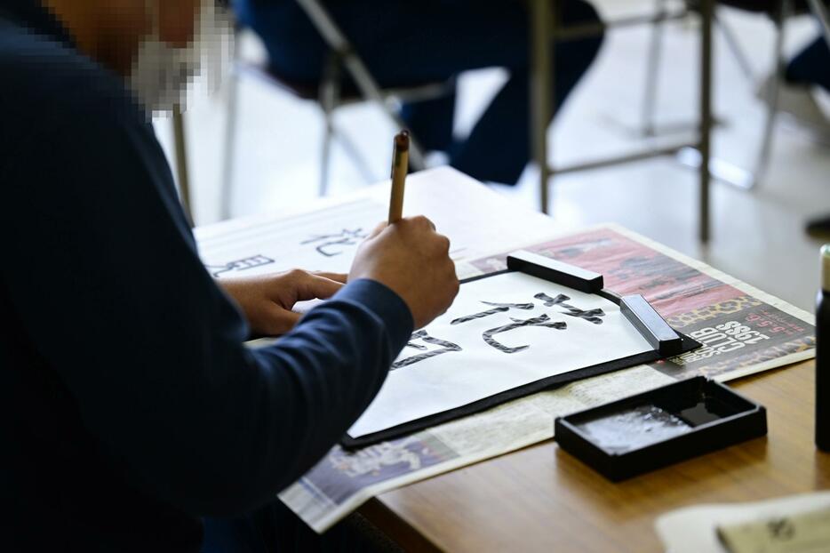 「まずは関心を持たせること、言葉を覚えたいという気持ちに導くことが大切」と屋代さんは言う