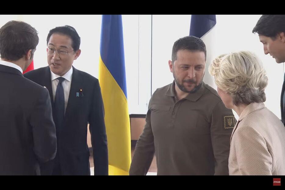 ［写真］ウクライナのゼレンスキー大統領と岸田首相