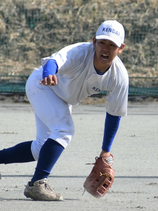 堀江大和外野手（２年）＝群馬県高崎市中大類町で２０２３年２月１８日、西本龍太朗撮影