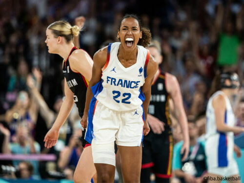 フランスがオーバータイムに及ぶ接戦を制した [写真]＝fiba.basketball