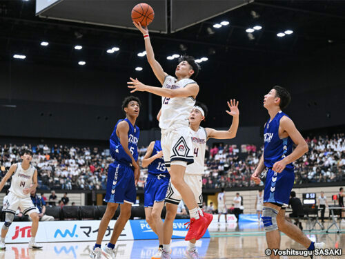 チーム最多得点をマークした福大大濠の湧川裕斗［写真］＝佐々木啓次