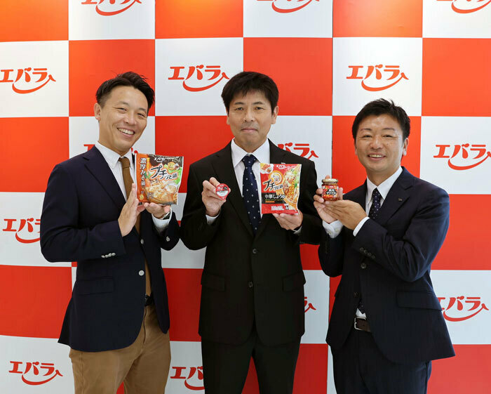 （左から）山田俊輔、林賢二、石井敦史の各氏