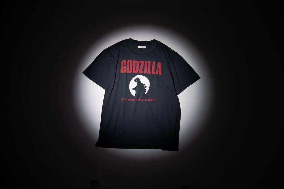 「シルエットゴジラモチーフ Tシャツ（カラー：WHITE、BLACK／SIZE:Ｓ～XL）」1万1000円／ゴジラ・ハリウッド ランチ マーケット（ハリウッド ランチ マーケット）TM & © TOHO CO., LTD.