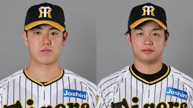 左から阪神の石黒佑弥投手と高橋遥人投手