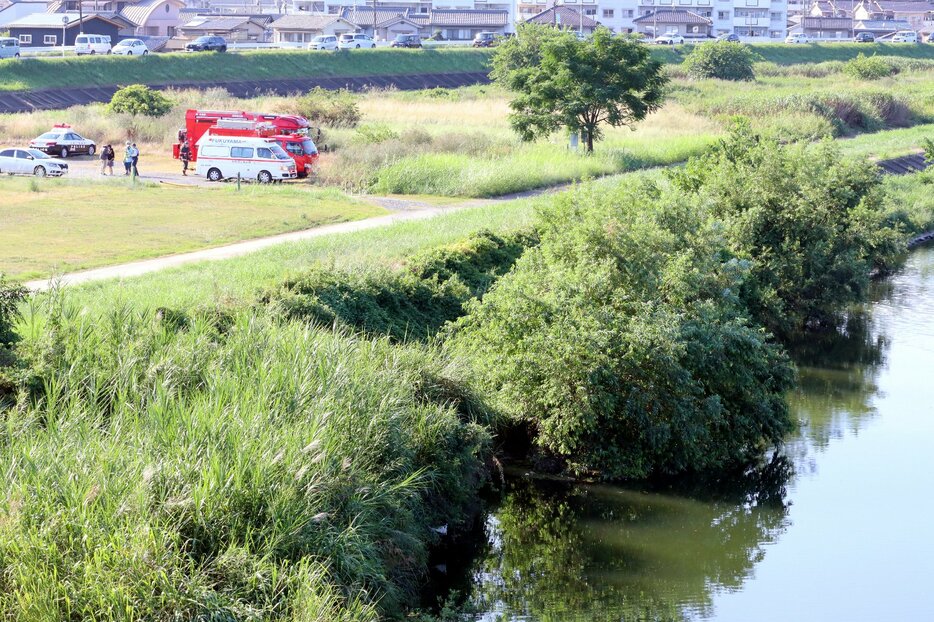 子どもが溺れたとみられる現場付近（11日午後4時34分、福山市山手町）