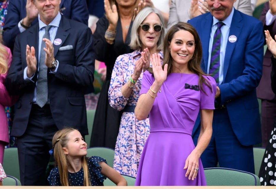 シャーロット王女（Princess Charlotte of Wales）、キャサリン皇太子妃（Catherine, Princess of Wales）　Photo: Getty Images