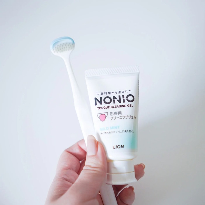 「NONIO（ノニオ）」の舌磨きジェル＆舌ブラシ（セットで411円）