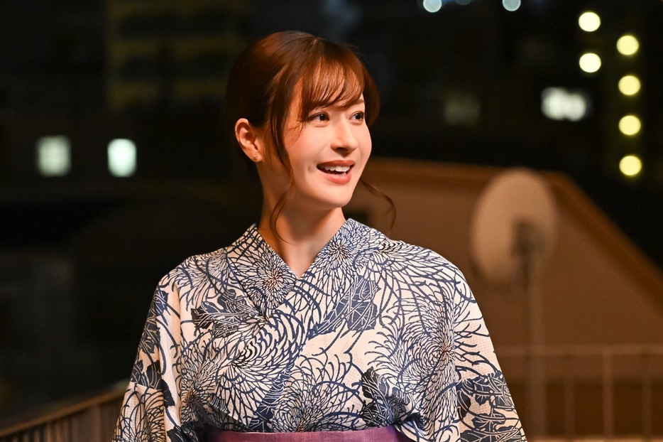 松本若菜“西園寺さん”らが浴衣姿で登場！