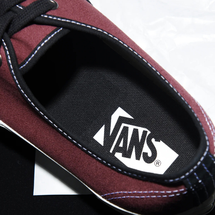 スニーカー¥12,100／ヴァンズ（VANS JAPANカスタマーサポート）